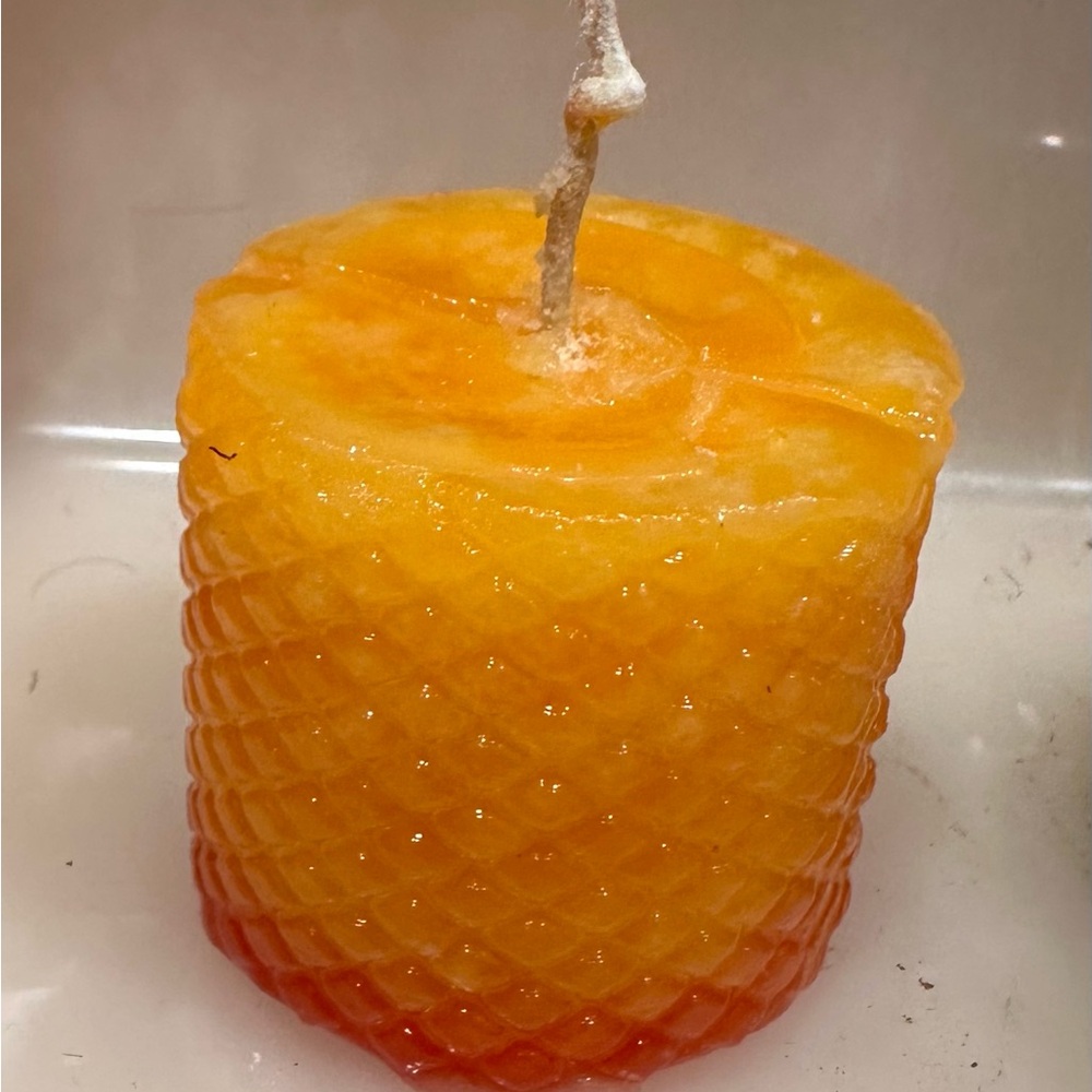 Honey candle